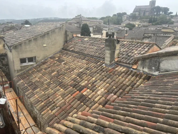 Rénovation complète d'une couverture de toiture à Bollène , Grignan, Bâti Estran