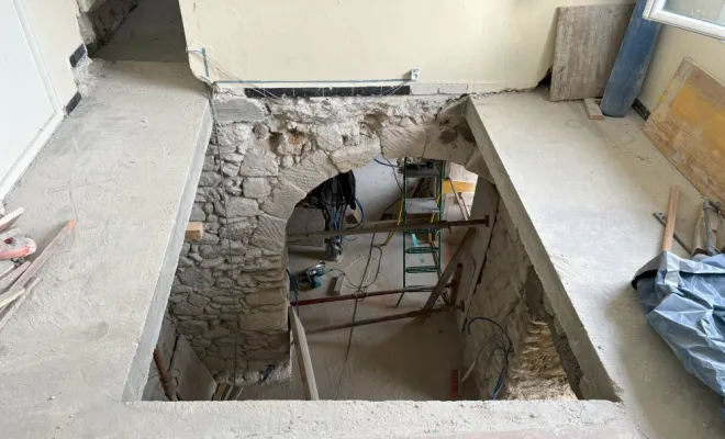Rénovation complète d'une maison de village à Valaurie, Grignan, Bâti Estran