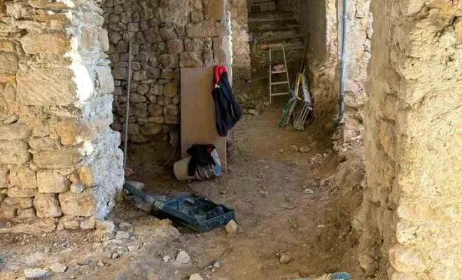Rénovation complète d'une maison de village à Valaurie, Grignan, Bâti Estran
