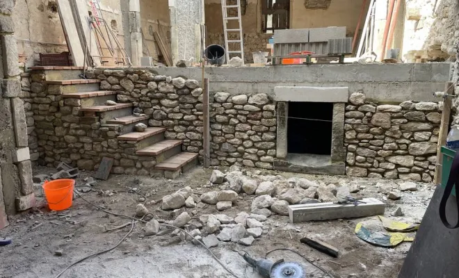 Maçonnerie, Grignan, Bâti Estran