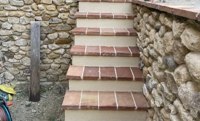 Maçonnerie, Grignan, Bâti Estran