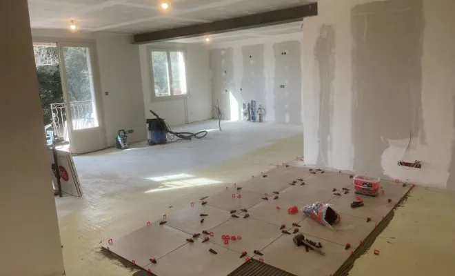 Maçonnerie, Grignan, Bâti Estran