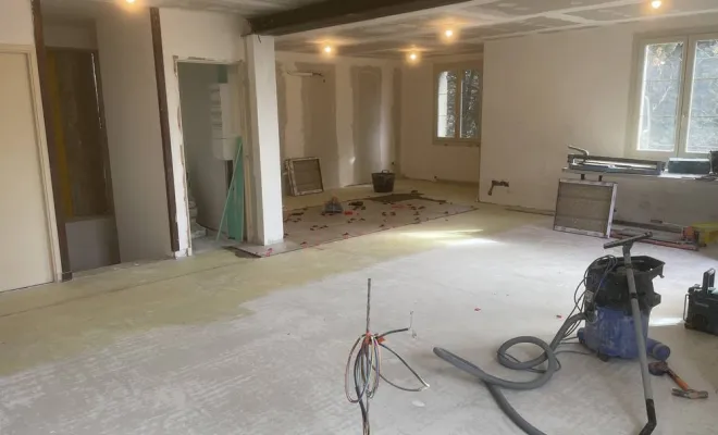 Maçonnerie, Grignan, Bâti Estran