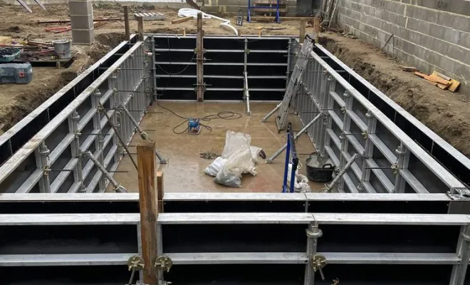 Maçonnerie, Grignan, Bâti Estran