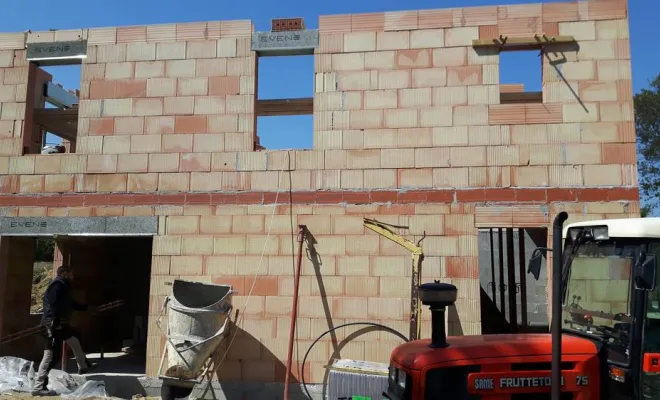 Maçonnerie, Grignan, Bâti Estran