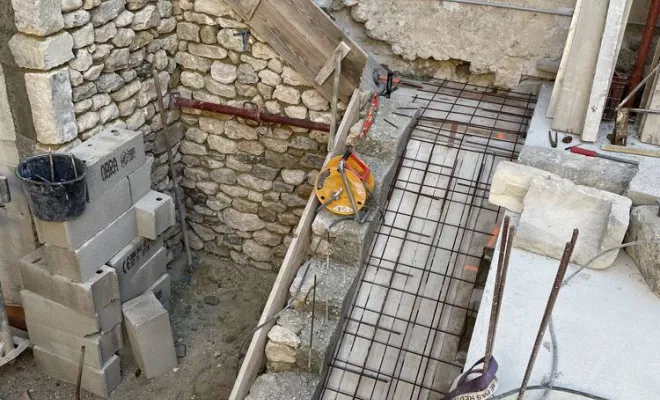 Maçonnerie, Grignan, Bâti Estran