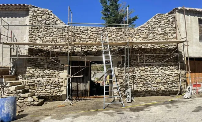 Maçonnerie, Grignan, Bâti Estran