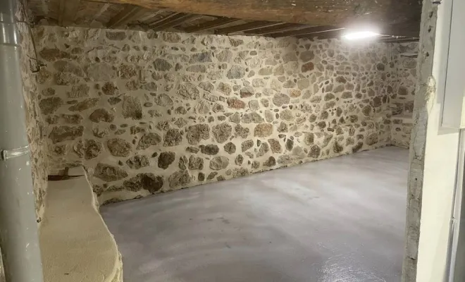 Maçonnerie, Grignan, Bâti Estran