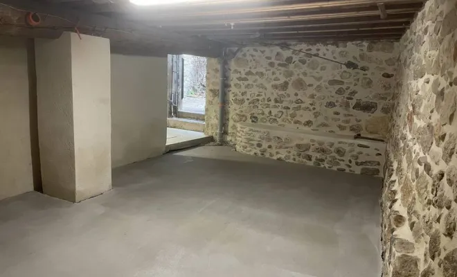 Maçonnerie, Grignan, Bâti Estran