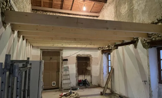 Rénovation générale, Grignan, Bâti Estran