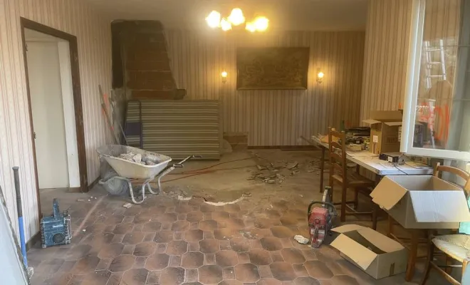 Rénovation générale, Grignan, Bâti Estran